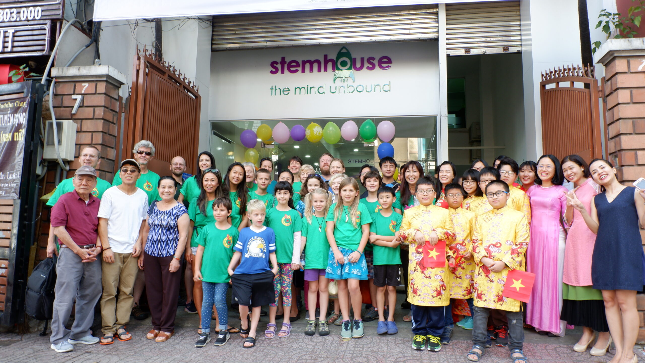 STEMHOUSE - KẾT NỐI QUỐC TẾ